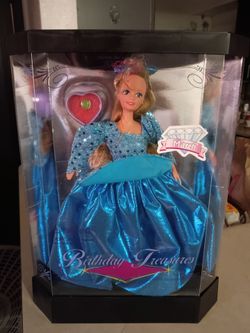 2002 March Birthday Treasures Collectors Barbie