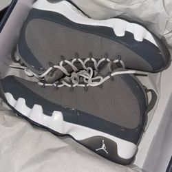 Air Jordan 9 Retro