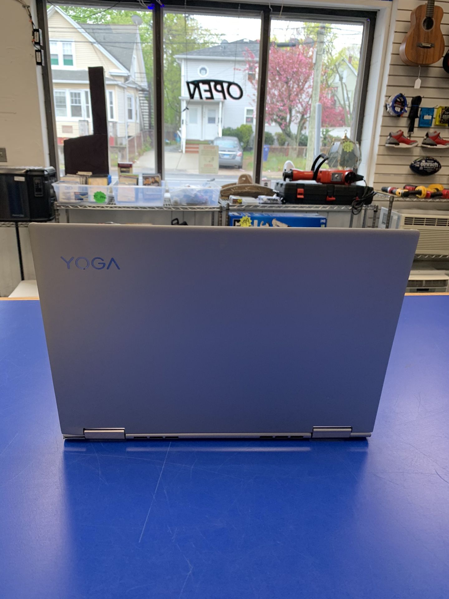 Lenovo Yoga 2-in-1