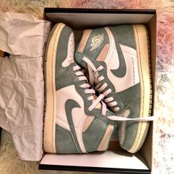 Jordan 1 “Turbo Green” Sz9.5