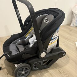 Evenflo Car seat Stroller Combo