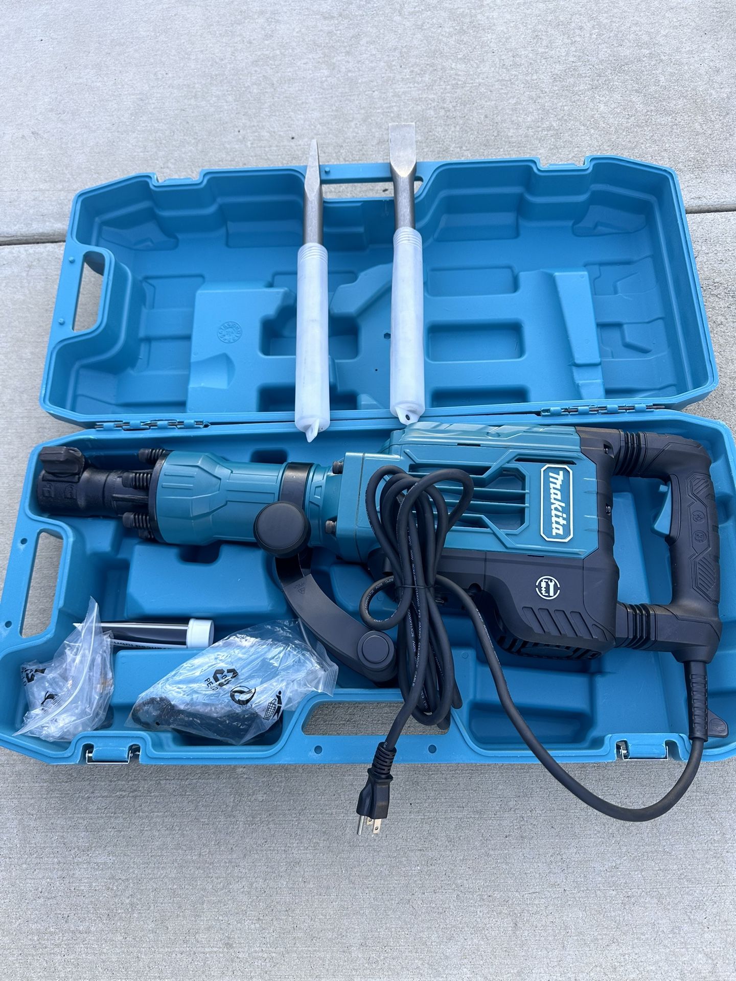 Makita Demolition Jackhammer