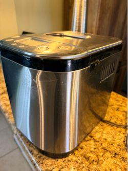 Frigidaire 15 Program Automatic Bread Maker, Stainless Black EBRM100-SSBLACK