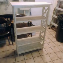 Storage cabinet