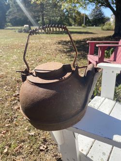 Cast-iron kettle