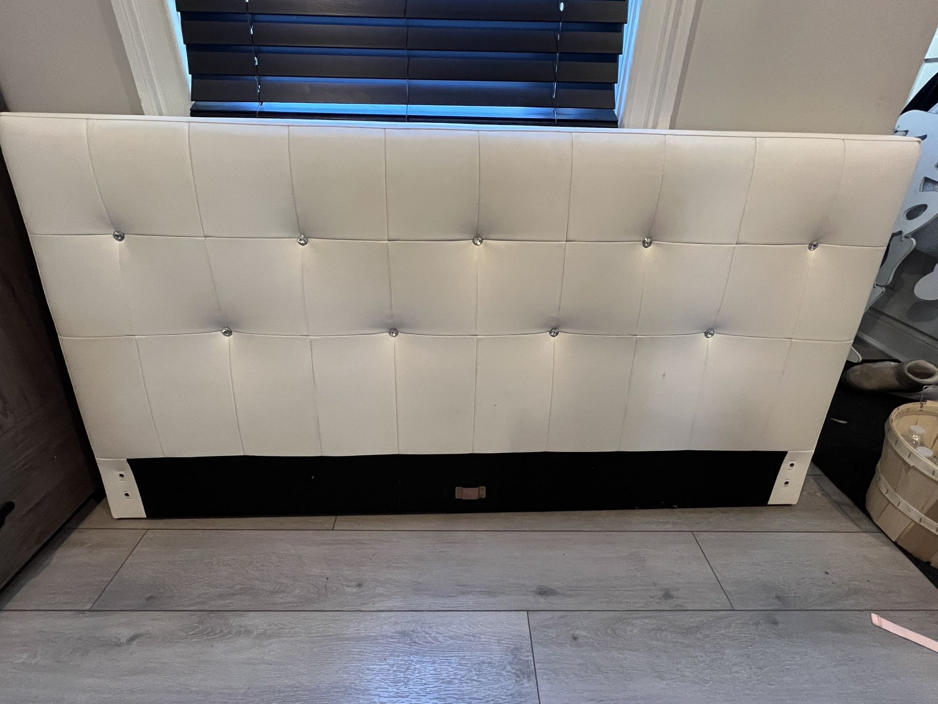 Queen Size Head Board