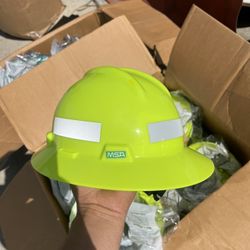 MSA V-Gard Full-Brim Hard Hat with Suspension  Polyethylene Shell