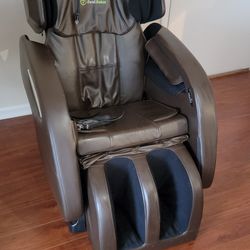 RealRelax Massage Chair Great Condition!