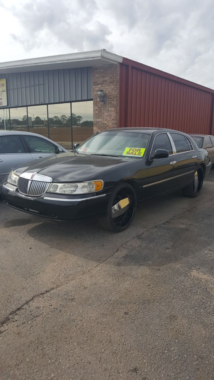 2000 Lincoln town car 24 inch rims