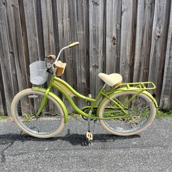 Huffy Nel Lusso Cruiser bike. 26”. 🔥. School, training, work. Summer👌