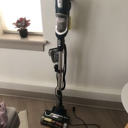 Shark Vacuum 