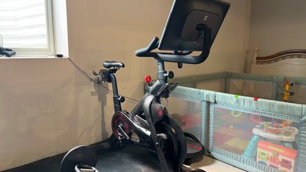 Peloton Bike