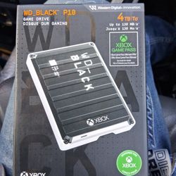 XBOX GAME DRIVE 4TB 