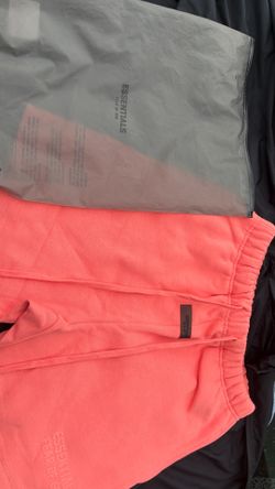 Coral essential shorts