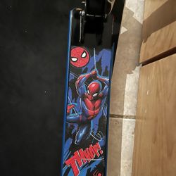 Huffy Spider-Man Scooter And Helmet 