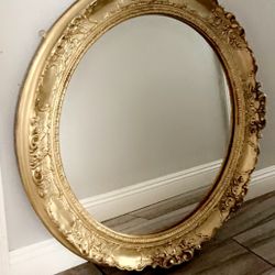 ANTIQUE LOOK LARGE MIRROR 