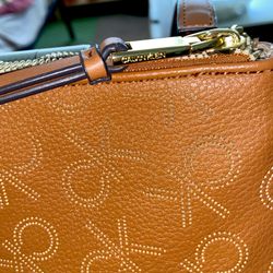 Calvin Klein Hayden Saffiano Leather Top Zip Chain Crossbody RN 54163 CA 57151 New