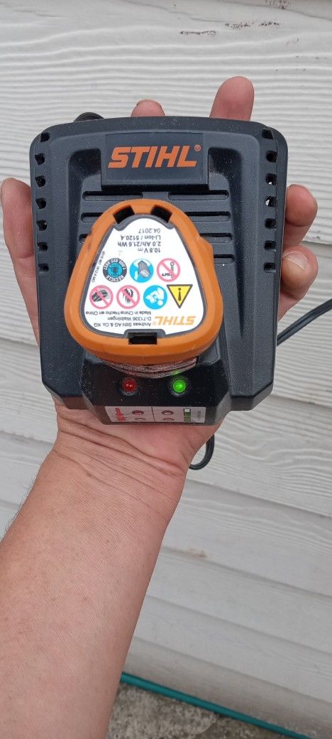 Still Battery Charger 12 V