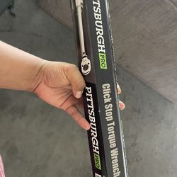 Pittsburgh Torque Wrench 