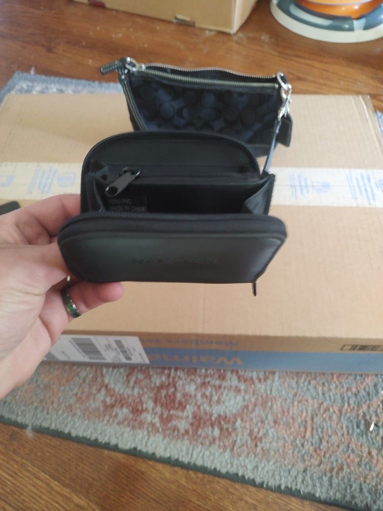 Little Kenneth Cole Woman's Wallet