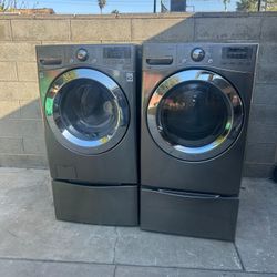 LG Washer And Electric Dryer Set