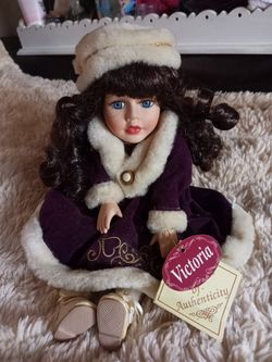 Collection  Musical Porcelain Doll 