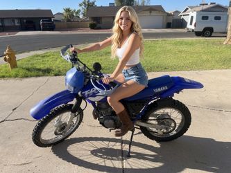 1999 Yamaha TTR 225 with title