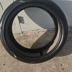 1 Used Pirelli Pzero 265/35R21 ELECT PNCS PZ4 103Y