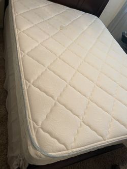 Queen mattress & Box spring