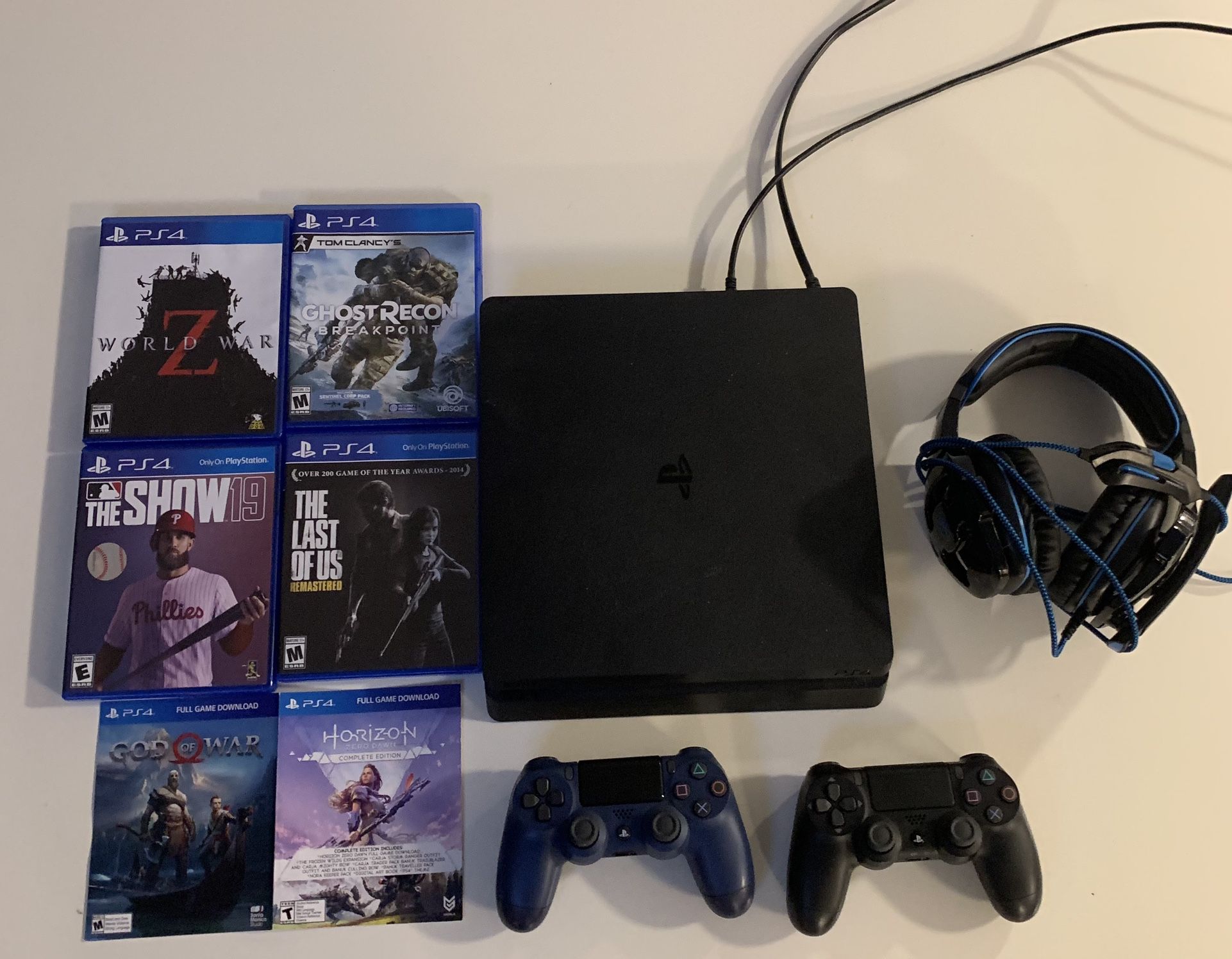 PlayStation 4 Slim 1TB, 2 Controllers, 6 Games, Headset