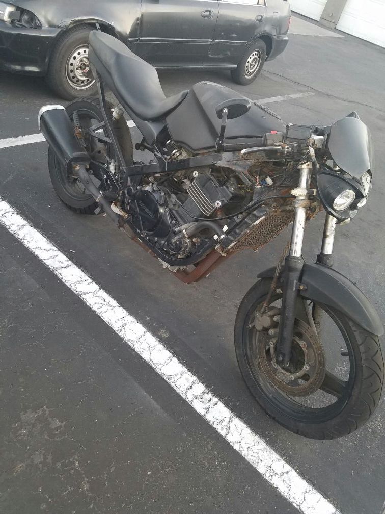 2005 kawasakiq ninja 500r streetfighter