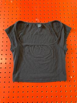 Black crop top