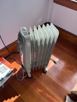 (2) Oil-Filled Space Heater (Utilitech) – Quiet, Reliable Heat