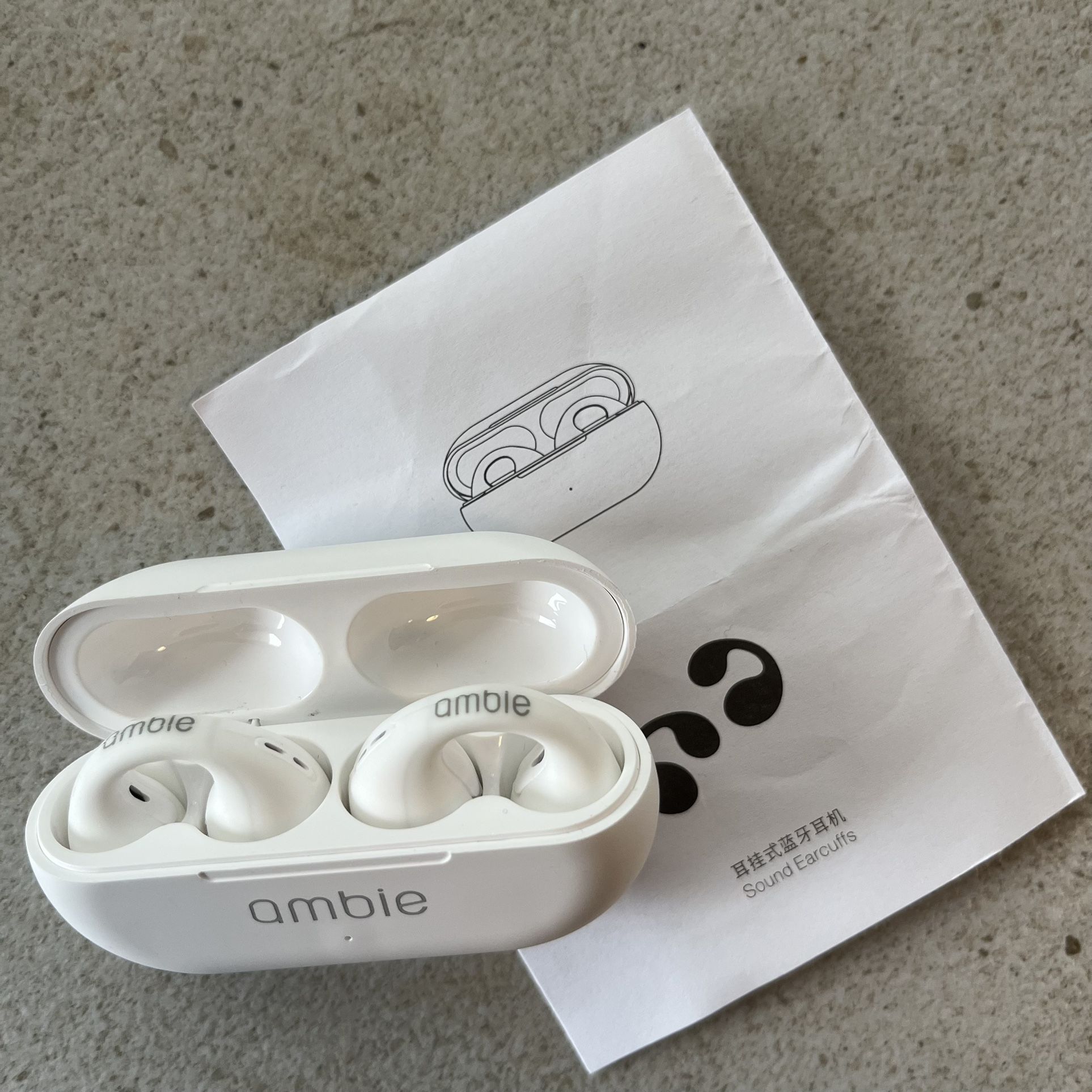Ambie White Sound Earcuffs AM TW02 AirPod