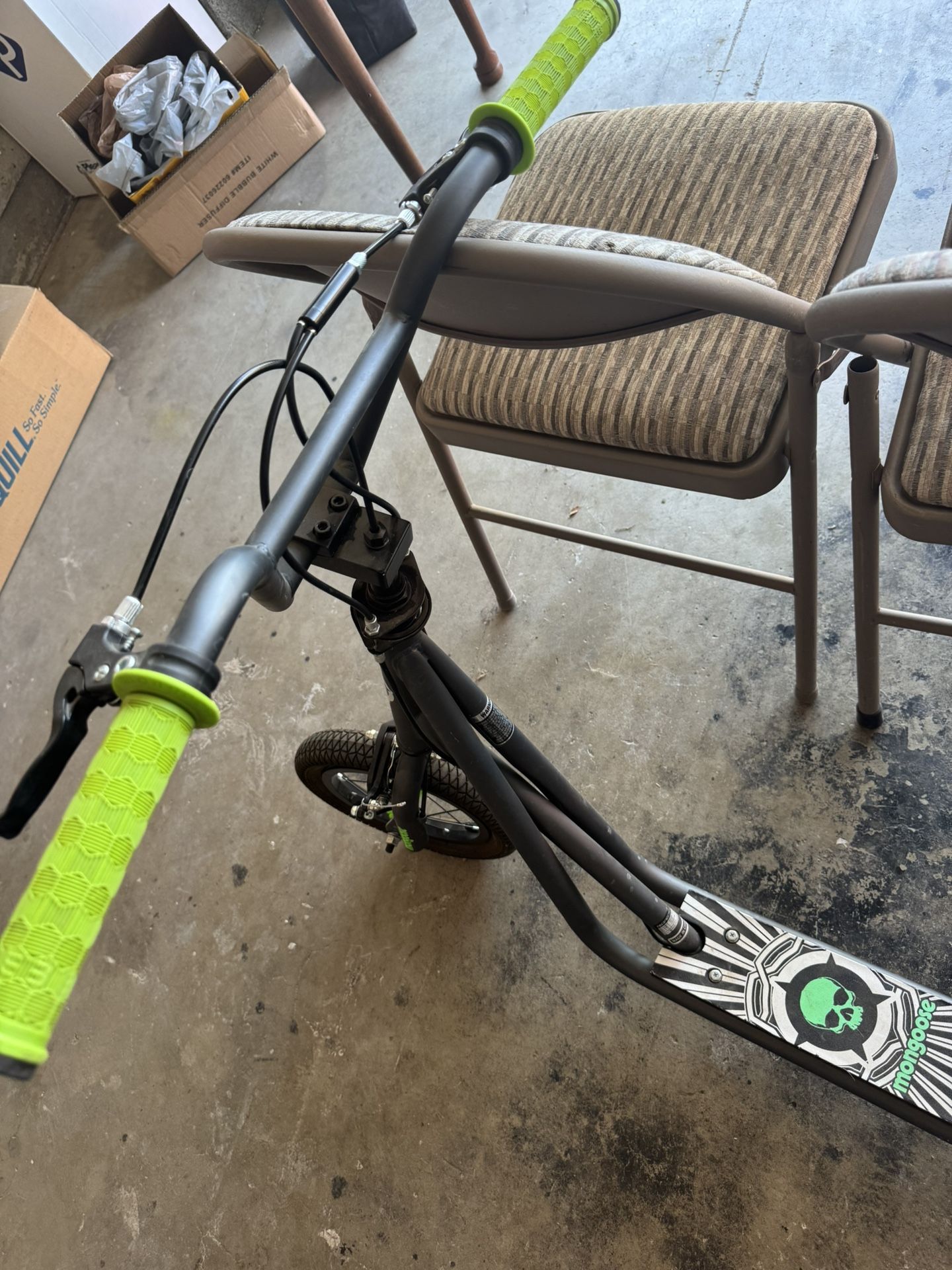 Mongoose scooter