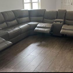 Labor Day sale now. Madrid gray leather reclining sectional only $1499. Easy finance option. Same-day delivery.