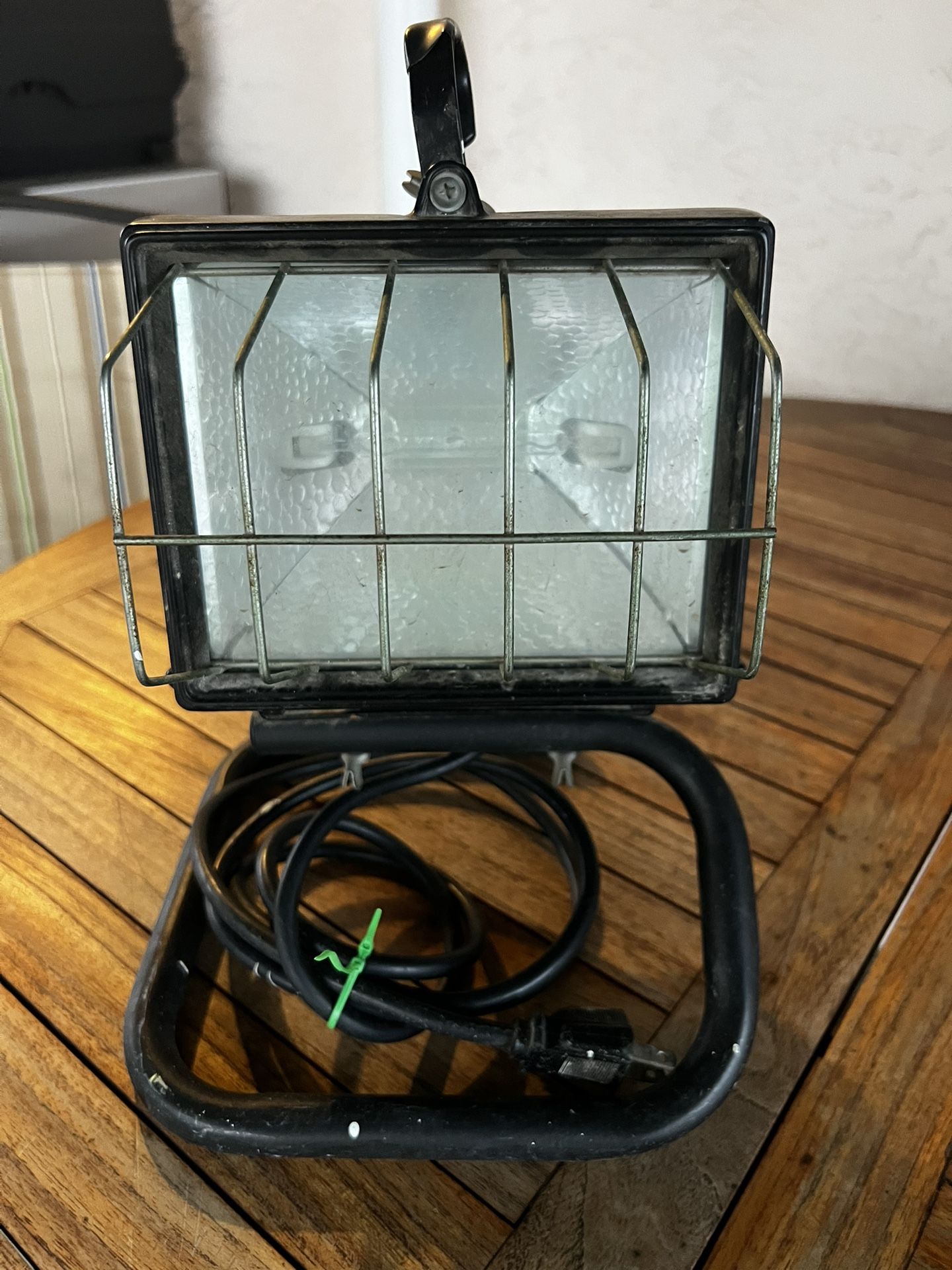 HALOGEN WORK LAMP 