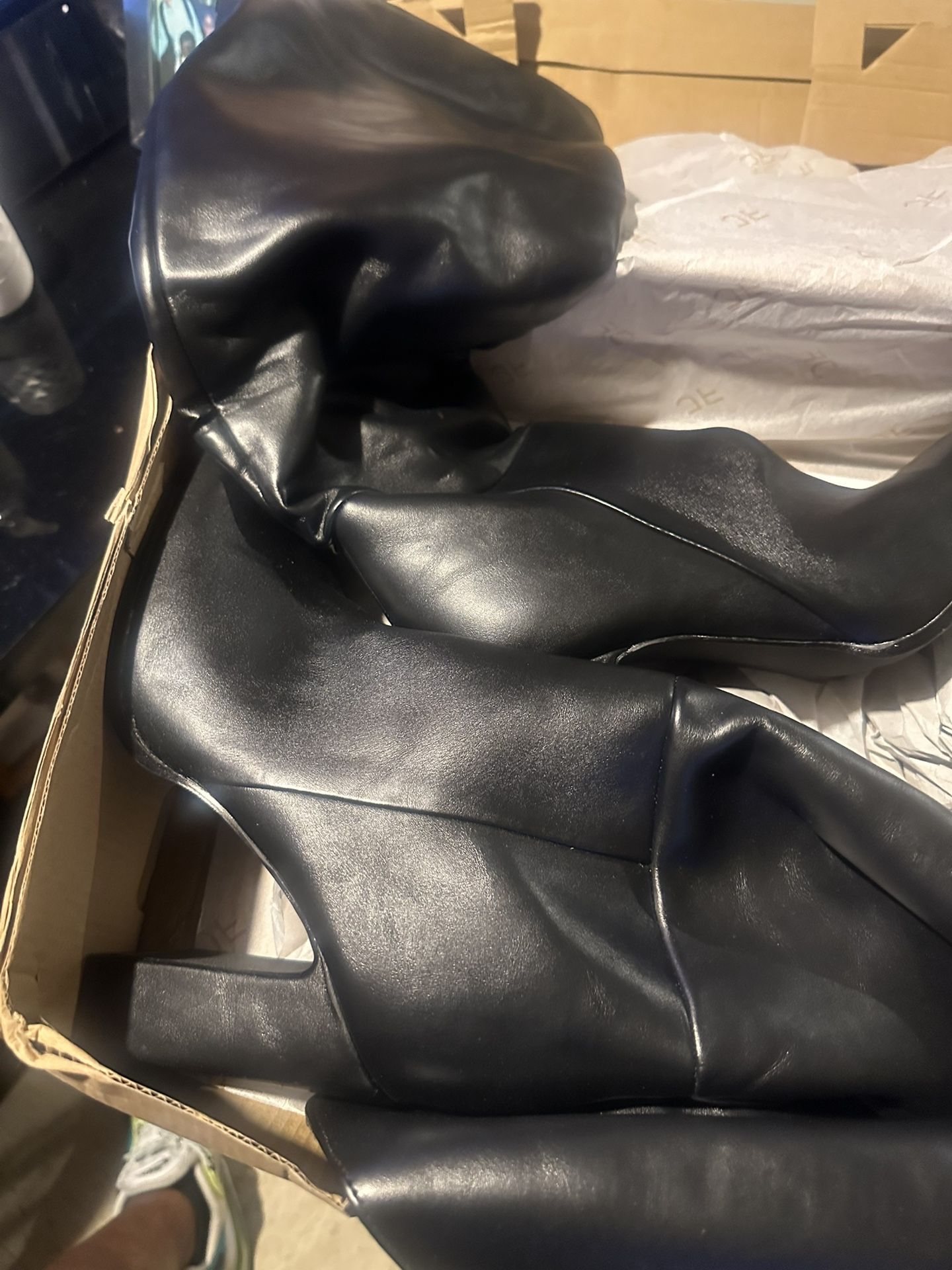 Women Boots Size 10 1/2