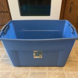 Free 32 gallon storage bin