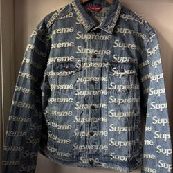 Supreme Frayed Logos Denim Trucker Jacket