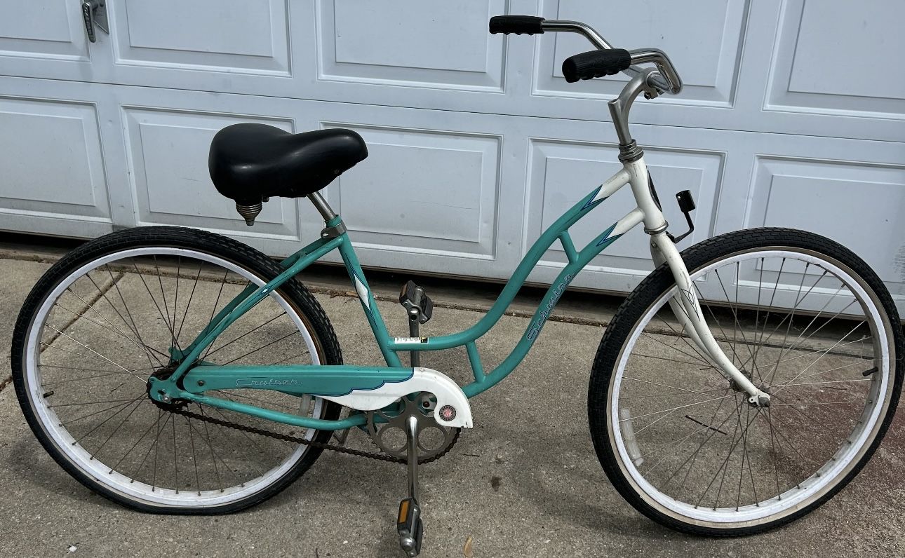 Bikes: Schwinn, Pink BMX Bike, Beach Cruiser 