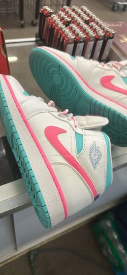 Nike shoe size 7y