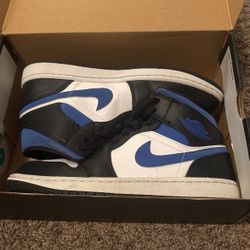 Jordan 1s Mid 