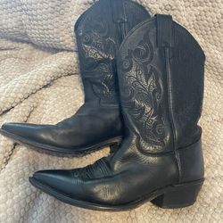 Black Cowboy Boots , Justin , Women’s Size 8.5 Fit Like An 81/4