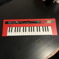 Yamaha Reface YC Combo Organ Synthesizer