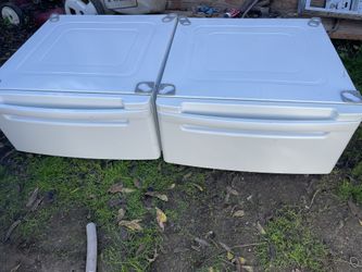 PEDESTAL FOR WASHER AND DRYER
