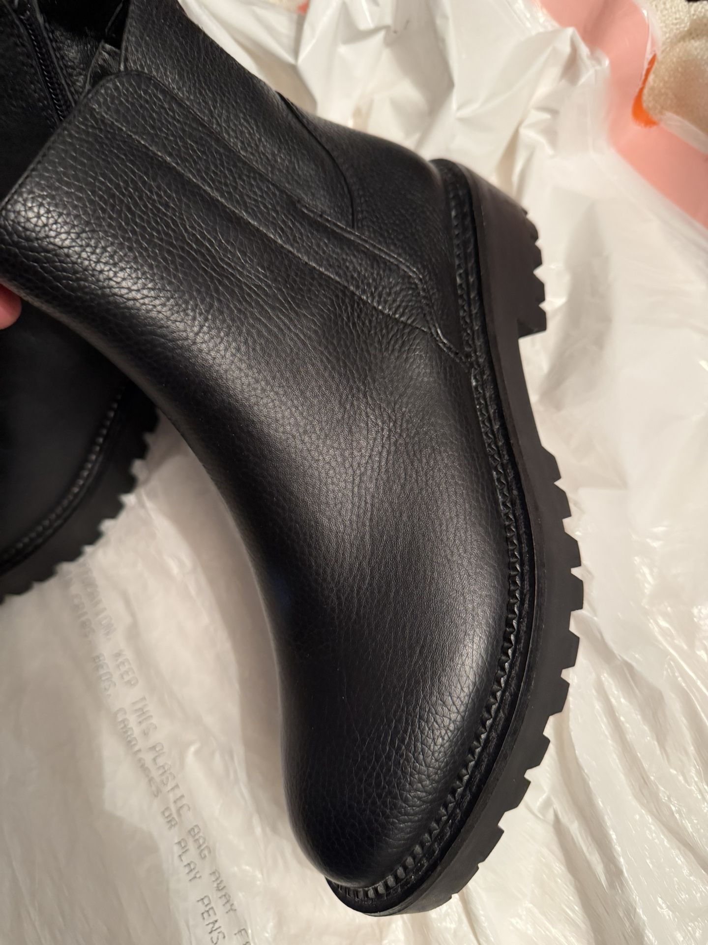 NORDSTROM MILLER 2 WATER RESISTANT CHELSEA BOOT Size 7,5 New