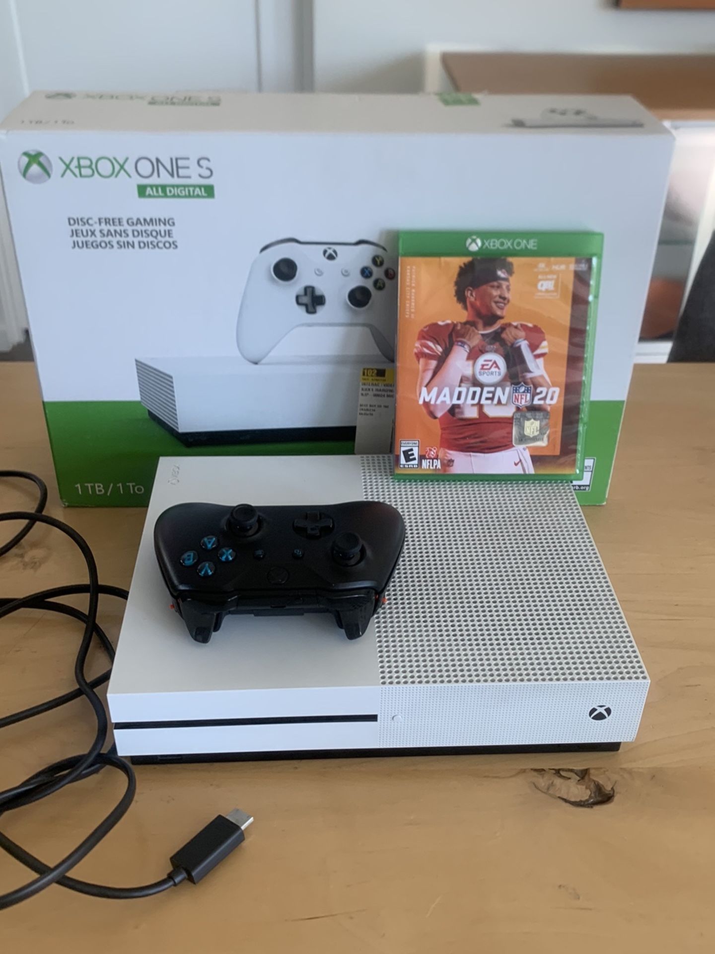 Xbox One S