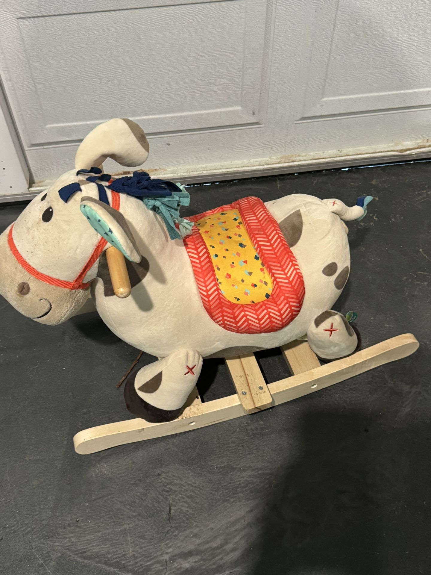 Rodeo Rocker - Spotty rocking horse