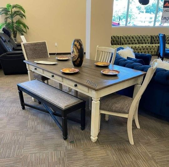 SPECIAL] Bolanburg Antique WhiteOak Dining Room Set for Sale in